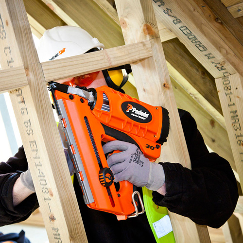 1 Paslode IM350+Lithiu - Aparat si seturi de cuie 34° cu gaz - imagine 6