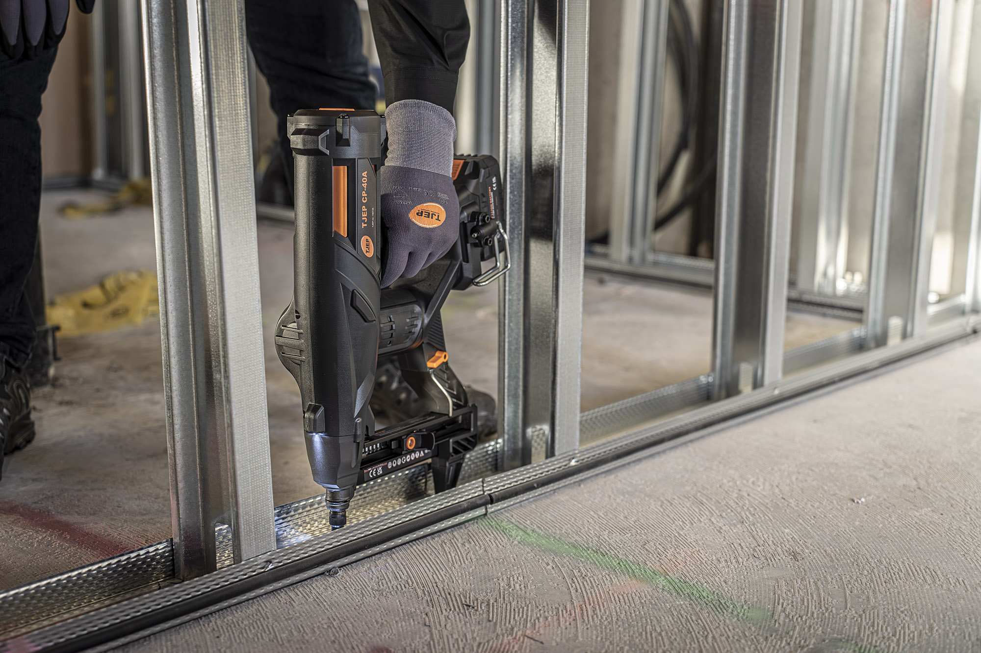 TJEP CP-40A Aparat cu acumulatori pentru cuie in beton/otel - imagine 7